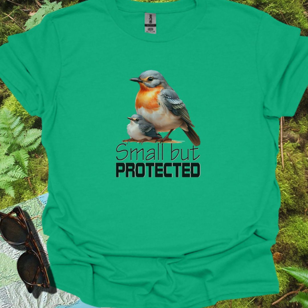 Small but Protected T-shirt trendy