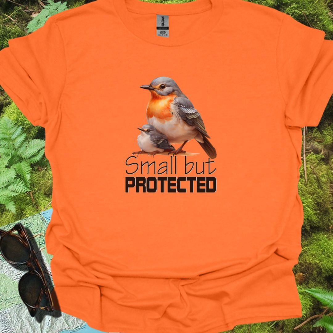 Small but Protected T-shirt trendy