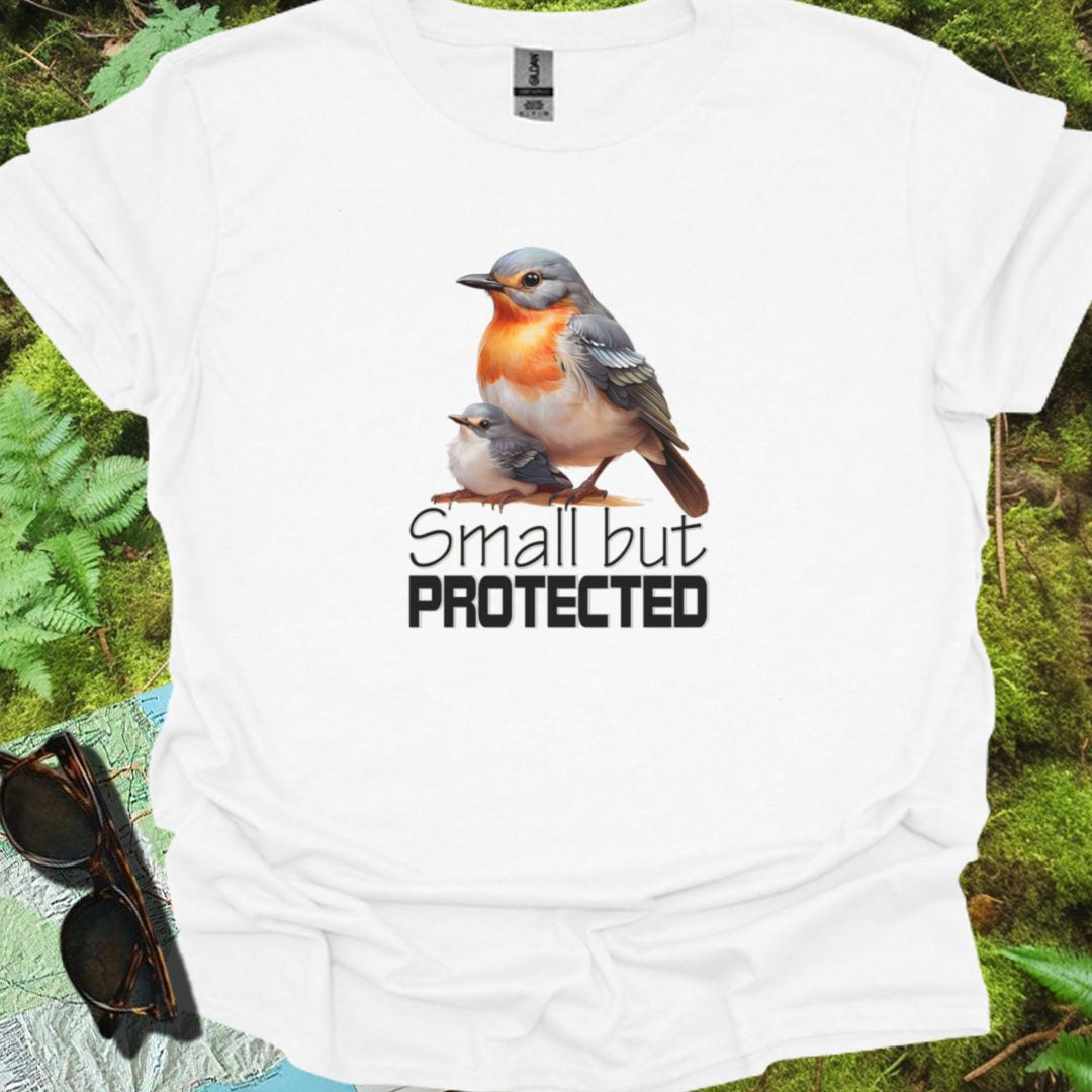 Small but Protected T-shirt tijdloos