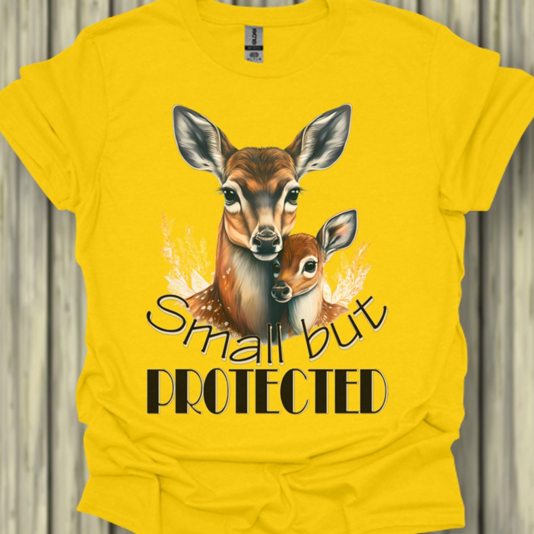 Small but Protected Hert trendy T-shirt