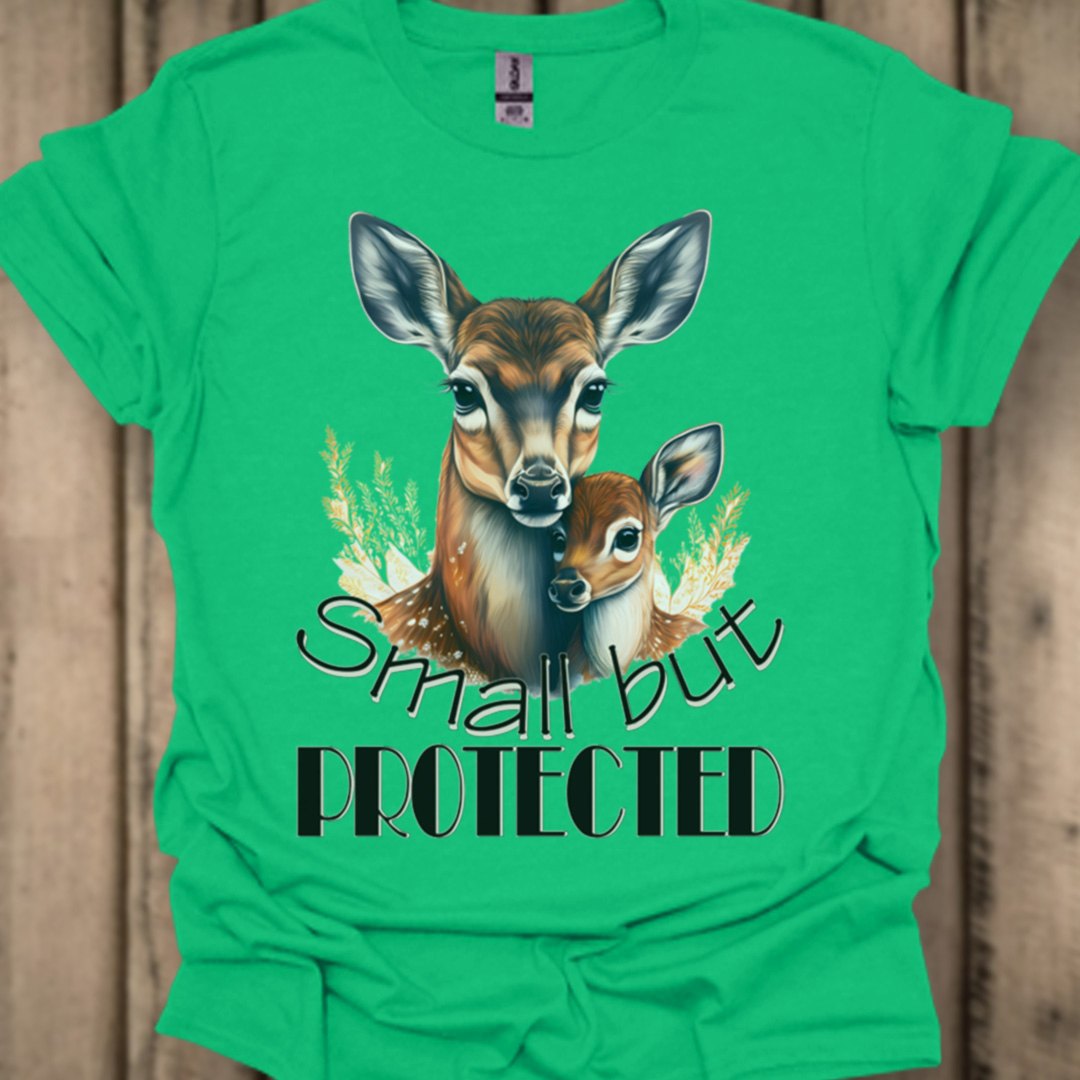 Small but Protected Hert trendy T-shirt