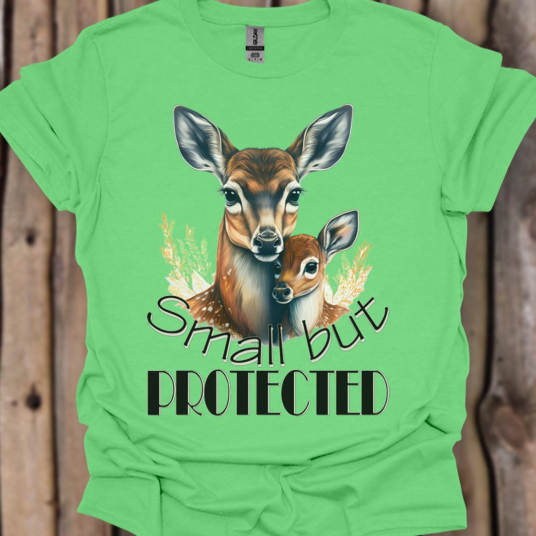Small but Protected Hert trendy T-shirt