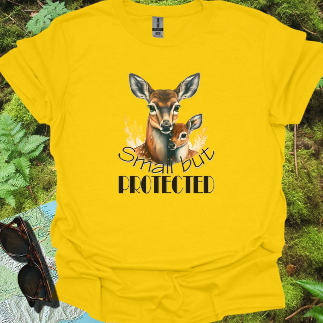 Small but Protected Hert T-shirt trendy