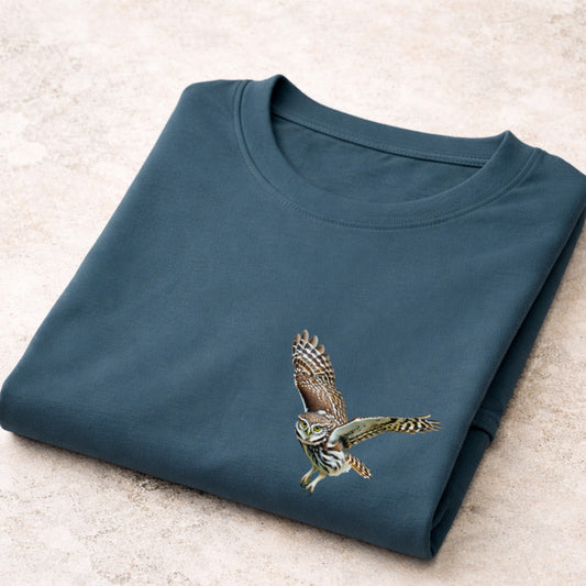 Steenuil in Vlucht T-shirt