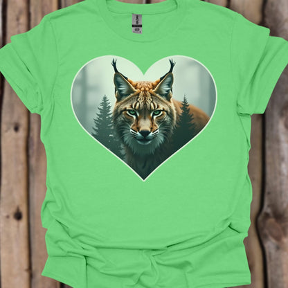 Cunning lynx in heart shape trendy T-shirt