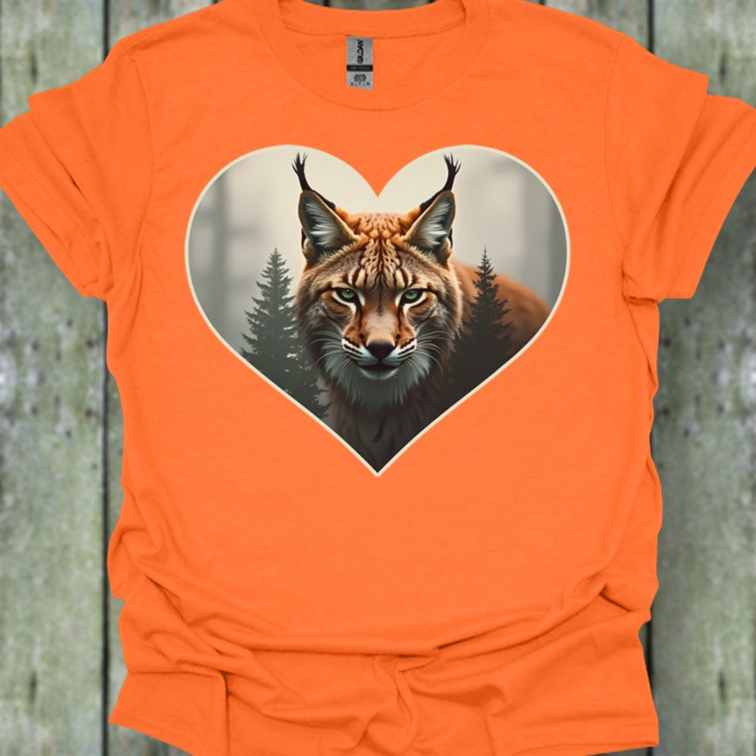 Cunning lynx in heart shape trendy T-shirt