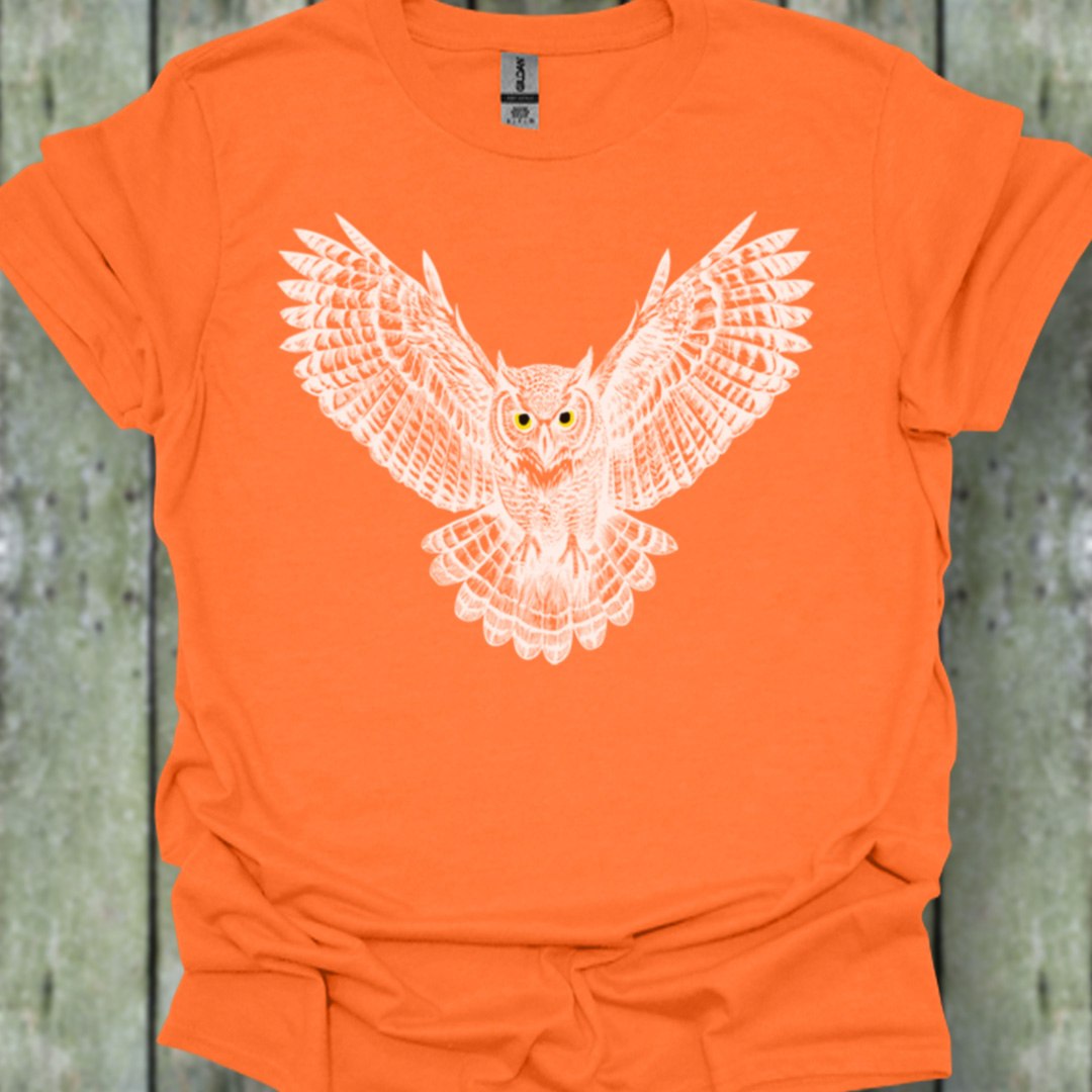 Flying owl white trendy T-shirt
