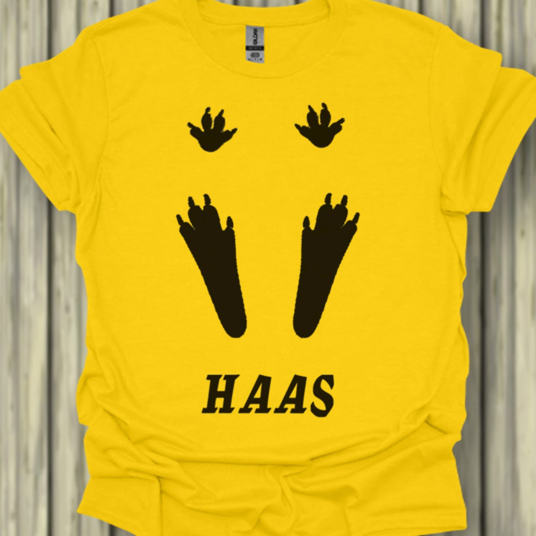 Pootafdrukken haas zwart trendy T-shirt
