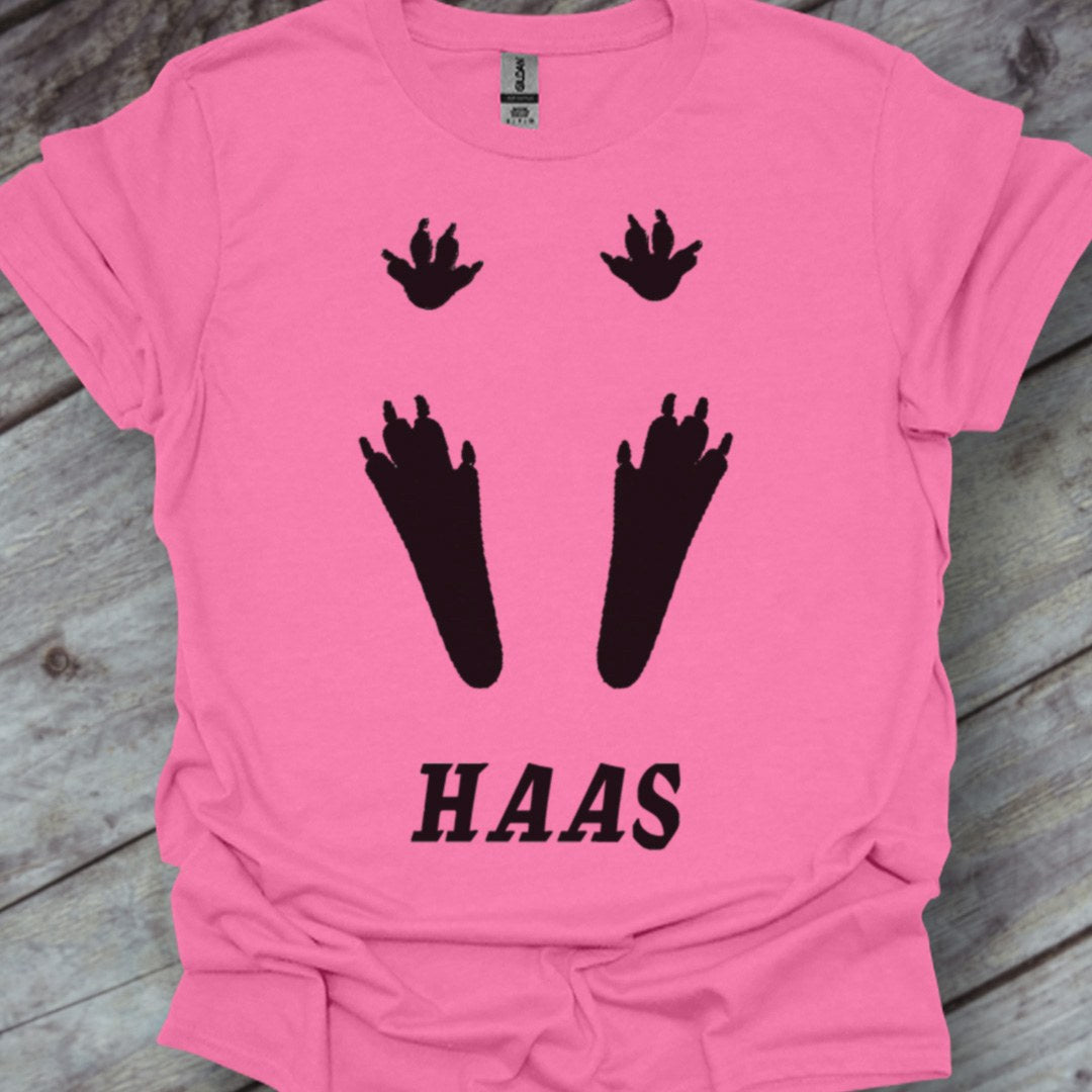 Pootafdrukken haas zwart trendy T-shirt