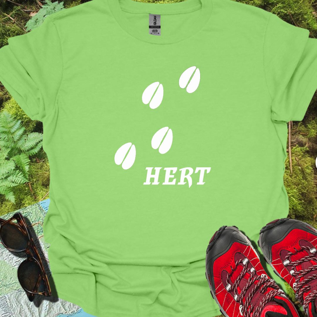 Paw prints deer white trendy T-shirt