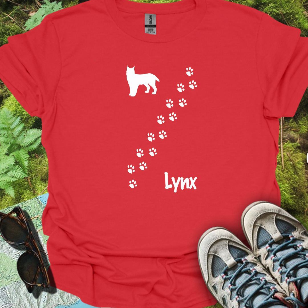 Paw prints lynx diagonal white trendy T-shirt