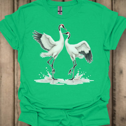 Dancing cranes trendy T-shirt