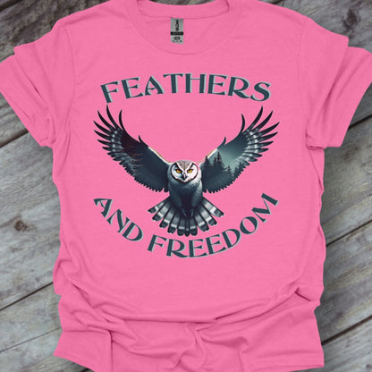 Feathers & Freedom trendy T-shirt 