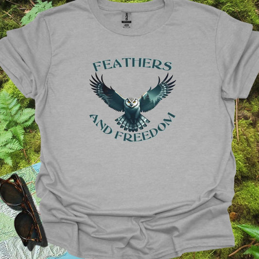 Feathers & Freedom T-shirt tijdloos